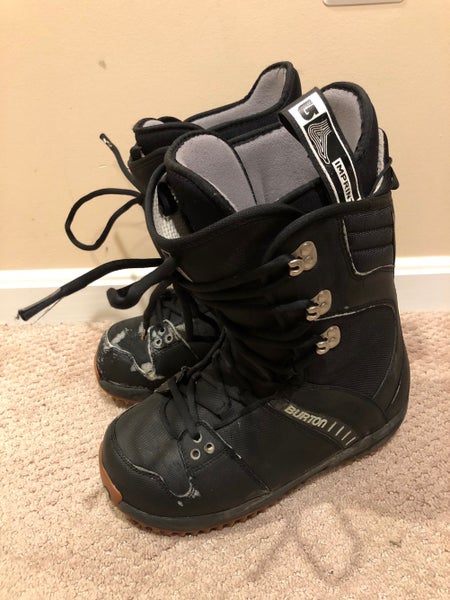 Used Burton Freestyle Snowboard Boots Men's 8.5 (Women's 9.5)