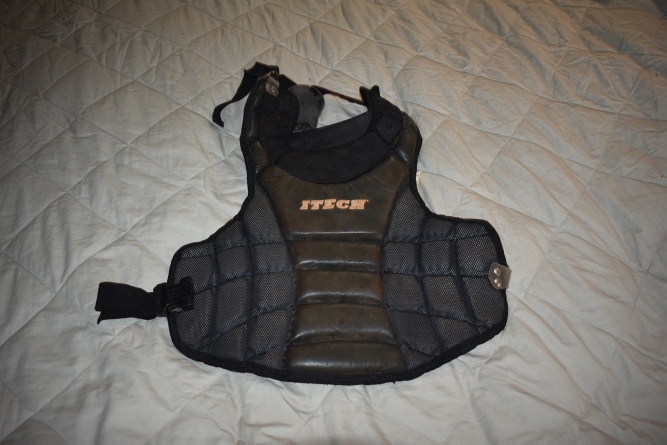 iTech BP Pro Catcher's Chest Protector, 15.5 Inches