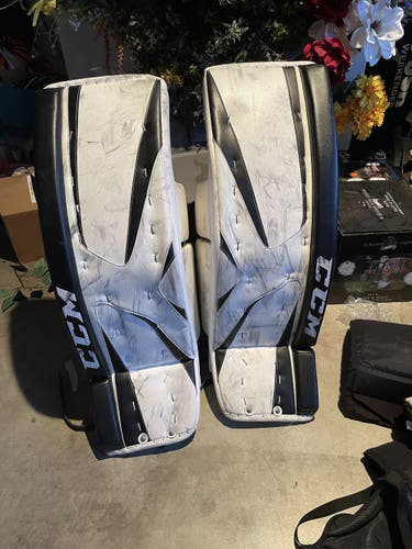 Used 35" CCM Revolution 577 Goalie Leg Pads