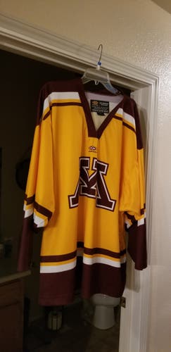 Gold Adult Unisex Used XL Easton Jersey