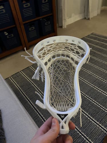 White Used Attack & Midfield Strung Mirage 2.0 Head