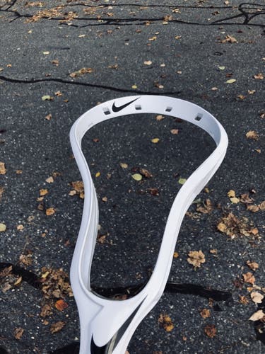 White New Unstrung Vapor Head