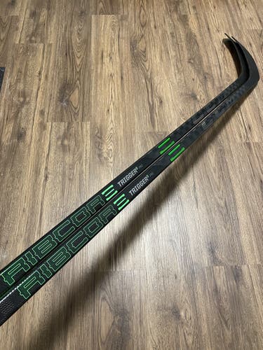 2 pack - CCM Trigger 5 Pro RH 75 Flex P19