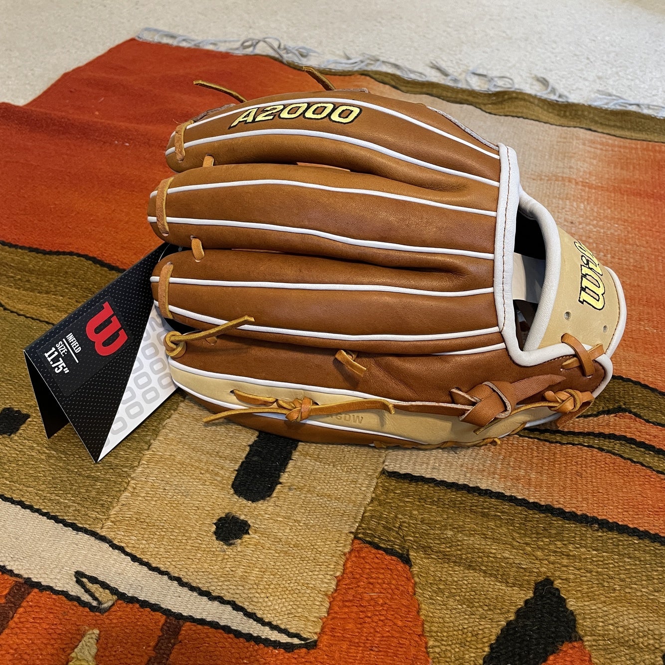 Wilson A2000 Spin Control Series 1787SS 11.75 Infield Glove WBW1004001175  (2022)