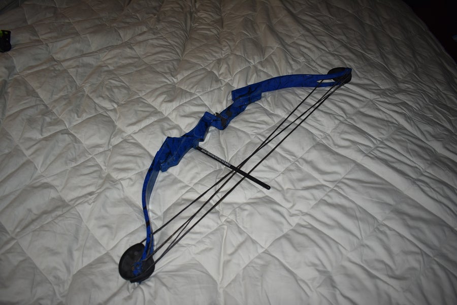 Fred Bear Compound Bow, Blue Camo
