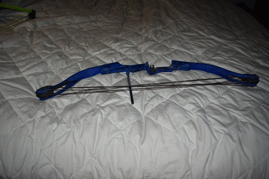 Fred Bear Compound Bow, Blue Camo