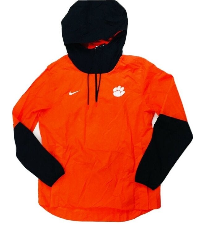 nike lightweight player jacket