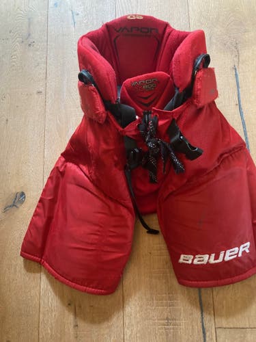 Red Junior Medium Bauer vapor x800 Lite Hockey Pants