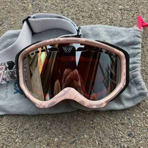 Used Unisex Ski Goggles Medium