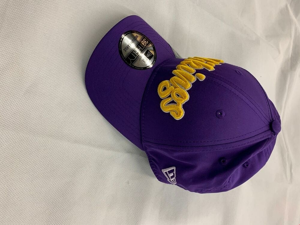 New Era Established 1961 Minnesota Vikings Purple Golf Fitted Hat