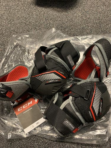 Senior Medium CCM  JetSpeed FT390 Elbow Pads