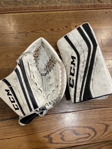 White Senior Regular  R1.5 Glove And Blocker