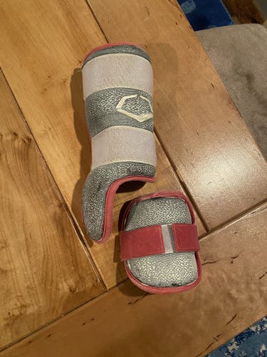 Used Senior EvoShield Shin Guards