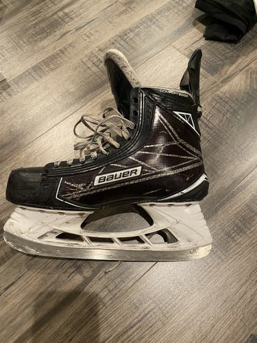 Senior Bauer Regular Width Size 8 Supreme 1S Hockey Skates