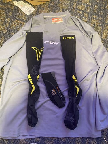 Ice Hockey Game Wear (socks, Neck Guard, Practice Jersey)