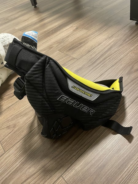 Senior Bauer supreme goalie jock