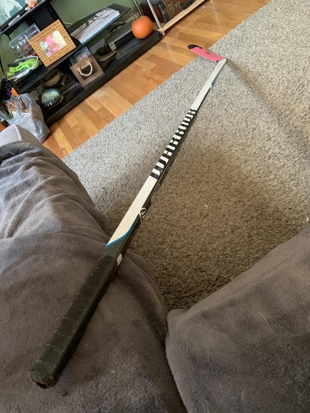 Used Senior Warrior Left Hand Covert QR1 Hockey Stick Mid Pattern Pro Stock