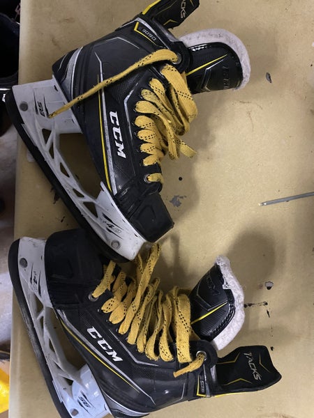 Senior Used CCM Tacks 9090 Hockey Skates Size 6.5