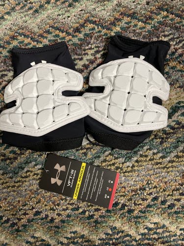 UA VFT +3 elbow sleeve in white size large
