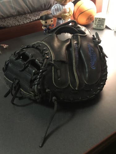 Rawlings Salvador Perez Catchers Mitt, needs Webb relace