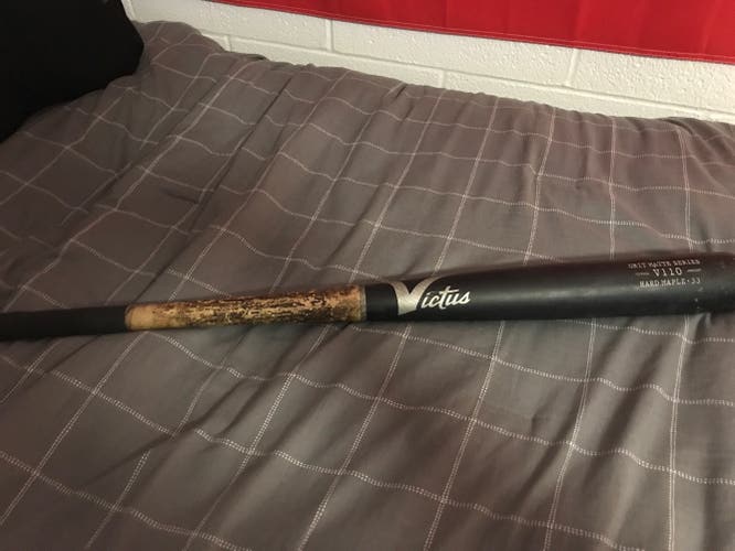 Wood (-3) 30 oz 33" Bat