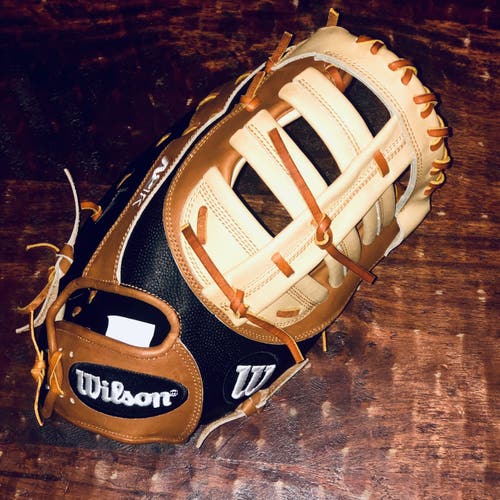 2021 New Wilson First Base A2k 2820 12.25" Mitt **Firm Price - No Trades, No Offers**