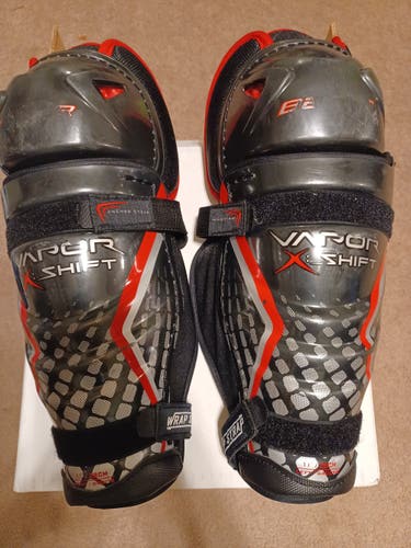 Used Junior Bauer Vapor X Shift Shin Pads