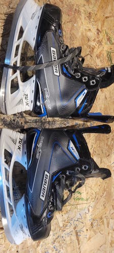Senior Used Bauer Hockey Skates Extra Wide Width Size 7.5