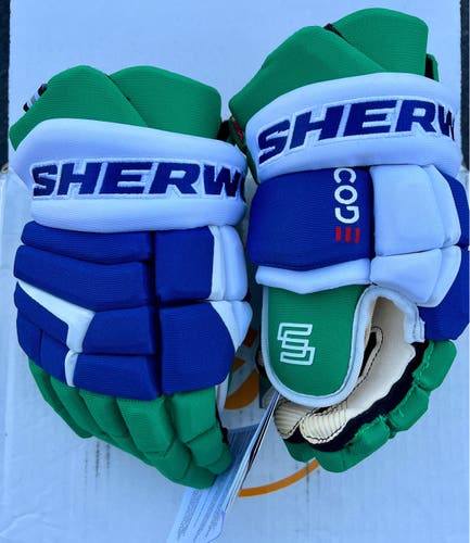 Whalers Retro Sher-Wood 13" Pro Stock Code V Gloves