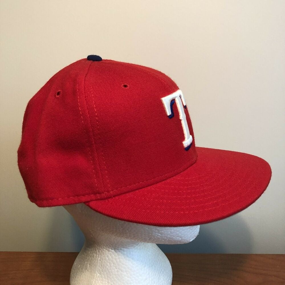 Texas Rangers Hat Baseball Cap Fitted 7 3/8 New Era Red MLB Vintage 90s  Adult