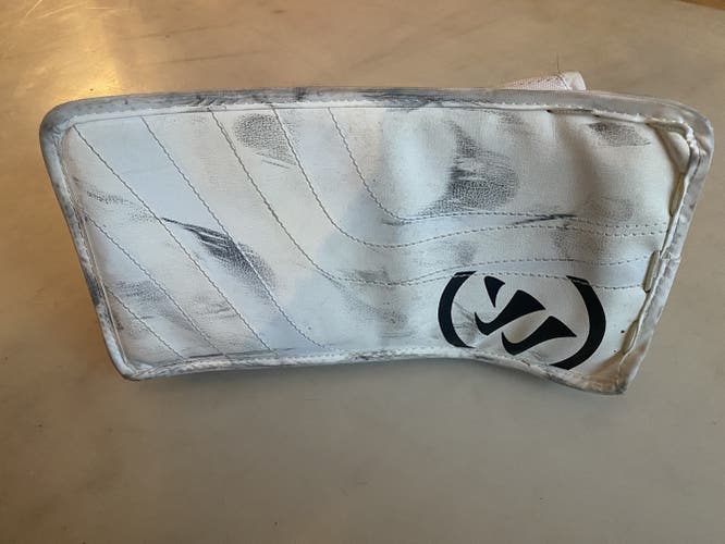 Warrior junior goalie blocker