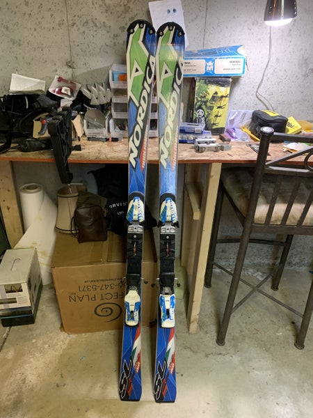2015 Slalom Racing Skis, Excellent Condition, With Bindings Max Din 10 Dobermann SL WC Skis