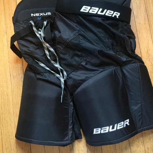 Black Senior Medium Bauer Nexus 600 Hockey Pants