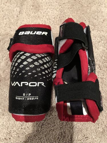 Used Small Bauer Vapor Lil Rookie Elbow Pads