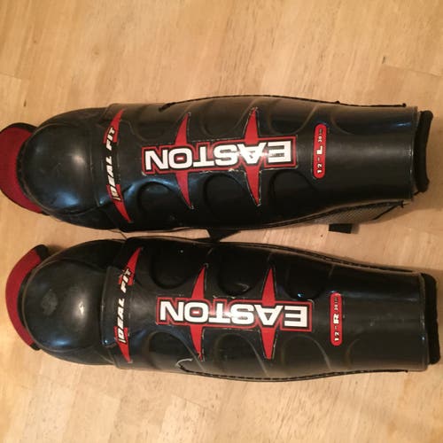 Used Junior Easton Stealth S3 Shin Pads Size 12