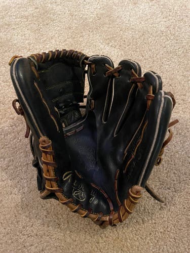Rawlings Heart of the Hide Baseball Glove