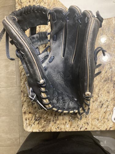 High School/College Outfield 12.5" Baseball Glove