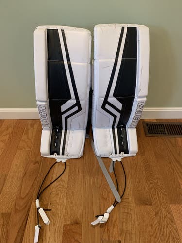 Vaughn Velocity Pro V Elite INT Intermediate 28+2 Goalie Pads