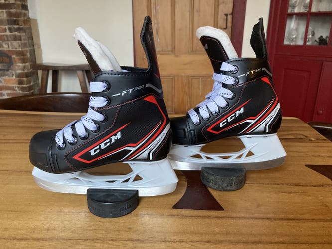 CCM JetSpeed FT340 Hockey Skates Youth Size 11