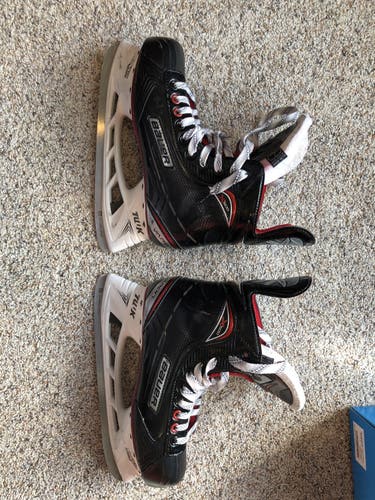 Like new Bauer vapor x500 skates