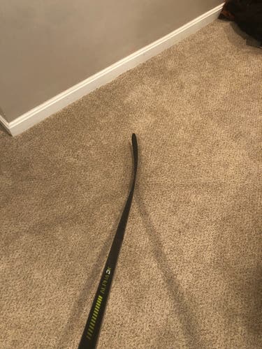 New Senior Warrior Right Handed Alpha DX Hockey Stick Mid Pattern