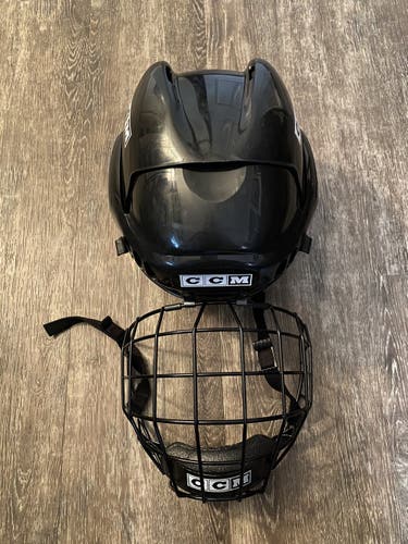 Ccm 692 Hockey Helmet With Cage