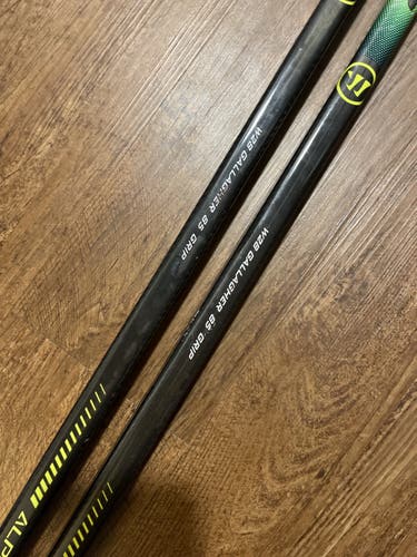 2 Pack Of Senior Right Handed Toe Pattern  Alpha DX Hockey Stick