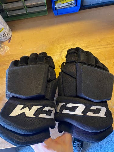 Black Senior CCM 13" Pro Stock HGTKPP Gloves