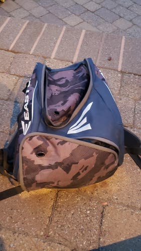 Used kids baseball bag- two bat holders