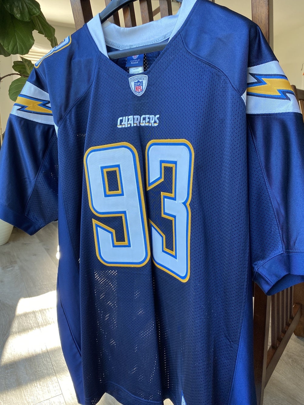 Luis Castillo #93 Signed Chargers Jersey - Reebok Onfield Size XL