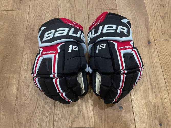 Bauer 1s Team Canada Gloves 13 Pro stock