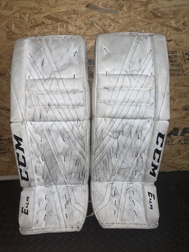 White Senior 32" CCM  Extreme Flex E4.9 Goalie Leg Pads