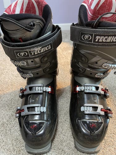Used  Ski Boots