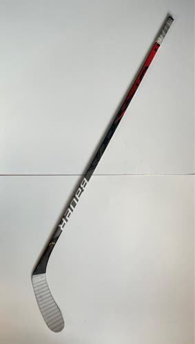 Senior Left Hand Toe Pattern  Vapor FlyLite Hockey Stick